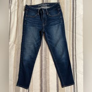 American Eagle Jegging crop. Size 4 regular. Gentle used.